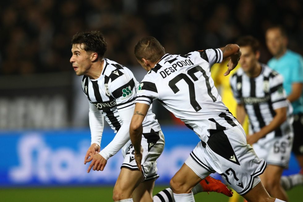 Πλησίασε την Τσεχία στη βαθμολογία της UEFA η Ελλάδα