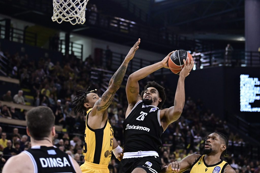 ΑΕΚ – ΠΑΟΚ 76-78: Πήραν το «θρίλερ» οι Θεσσαλονικείς με buzzer beater του Μπράουν