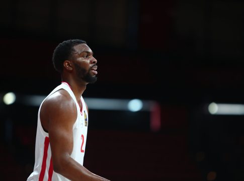 Με Έβανς και στόχο τη νίκη κόντρα στη Ζαλγκίρις ο Ολυμπιακός