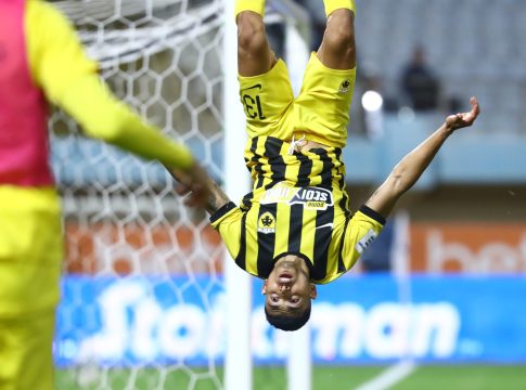 ΟΦΗ – ΑΕΚ 0-1: Έκανε πάλι τα εύκολα δύσκολα η Ένωση, τη «λύτρωσε» ξανά ο Πινέδα