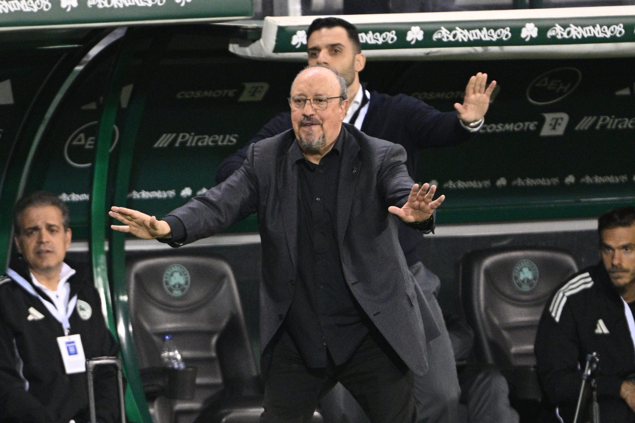 Μπενίτεθ: «Ήμασταν πολύ καλοί στο πρώτο ημίχρονο και αυτό ήταν το κλειδί»