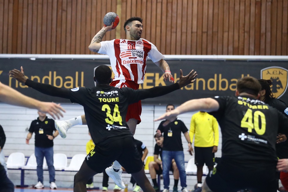 LIVE: ΑΕΚ – Ολυμπιακός