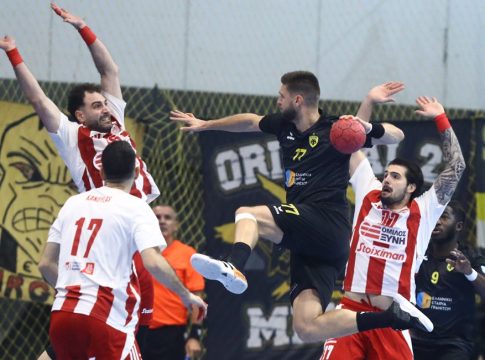 ΑΕΚ – Ολυμπιακός 28-27: Πήρε το ντέρμπι η Ένωση