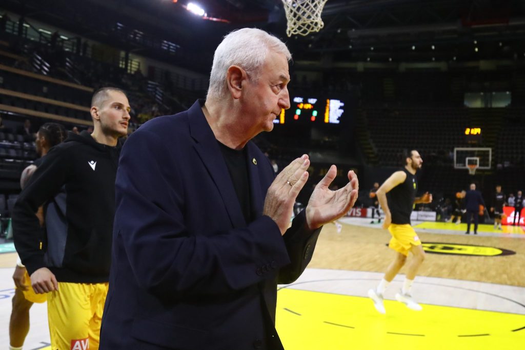 Σάκοτα για τη μεταγραφή του Μπράουν: «Ήταν στη λίστα μας από το καλοκαίρι»