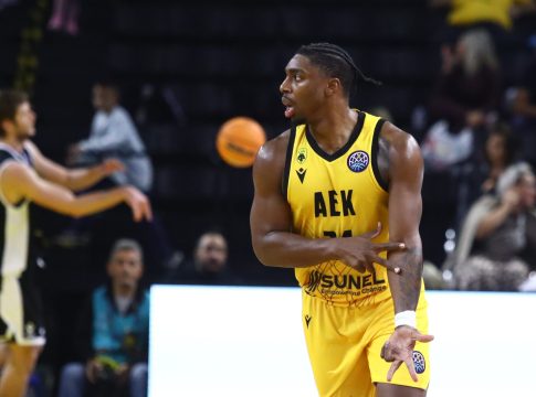 ΑΕΚ – Ρίγα 95-64: Ο Μπάρτλεϊ το πήρε προσωπικά και η Ένωση «αγκάλιασε» την πρωτιά