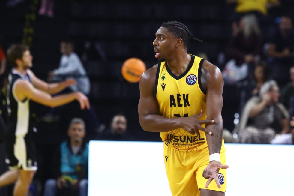 ΑΕΚ – Ρίγα 95-64: Ο Μπάρτλεϊ το πήρε προσωπικά και η Ένωση «αγκάλιασε» την πρωτιά