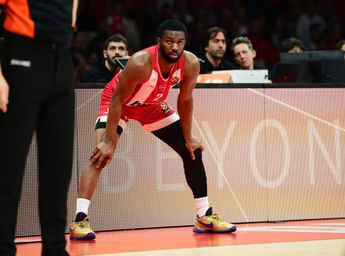 Όσκαρ ατυχίας σε άλλο επίπεδο: Ο Έβανς μπήκε στη 12άδα λόγω Νιλικίνα και τραυματίστηκε!