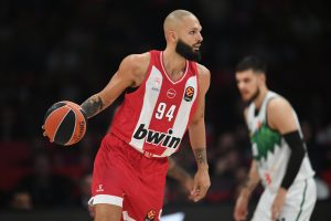 Φουρνιέ στο «10»: «Ξέρω τι παίκτης είμαι, σημασία έχει να κερδίζουμε – Δεν υπάρχουν λόγια να περιγράψεις αυτό που έγινε με τον Κίναν»