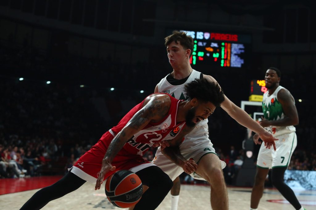 Οι αθλητικές μεταδόσεις της ημέρας (14/11): Πού θα δείτε Μιλάνο – Ολυμπιακός και τη μάχη της Εθνικής Κ21