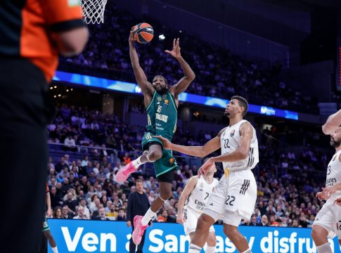 Παναθηναϊκός: Ο Φαρίντ έκανε poster τον Ταβάρες! (vid)