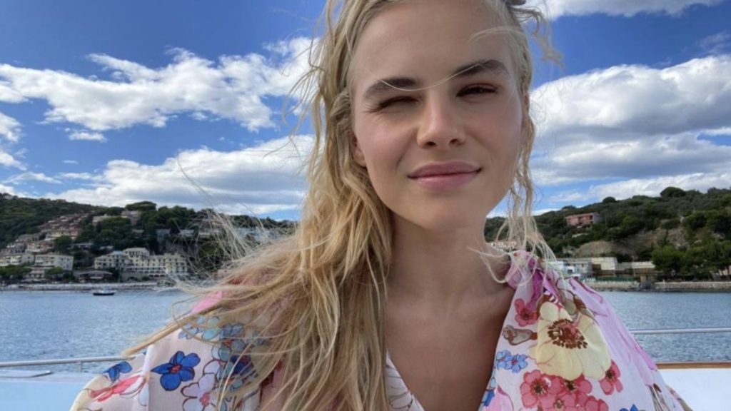 Σύζυγος παίκτη γδύθηκε και δημοσίευσε μια φωτογραφία στο Instagram