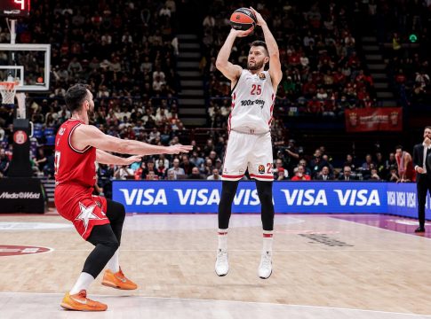 Στο κατάμεστο ΣΕΦ για επιστροφή στις νίκες ο Ολυμπιακός