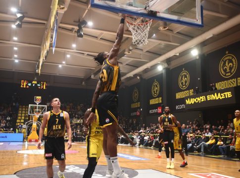 Μαρούσι – ΑΕΚ 82-103: Επιστροφή στις νίκες με τριάδα-φωτιά για την Ένωση