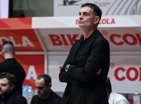 Μπαρτζώκας: «Ψάχνουμε για παίκτη επιπέδου πλέι οφ Ευρωλίγκας»