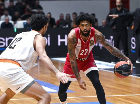 Προμηθέας Πατρών – Ολυμπιακός 64-88: «Ξέσπασαν» στους Πατρινούς οι «ερυθρόλευκοι»