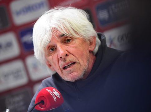 Γιοβάνοβιτς: «Το ποδόσφαιρο ήταν αρκετά σκληρό μαζί μας – Είχε κέρδη η αγωνιστική μας εικόνα»