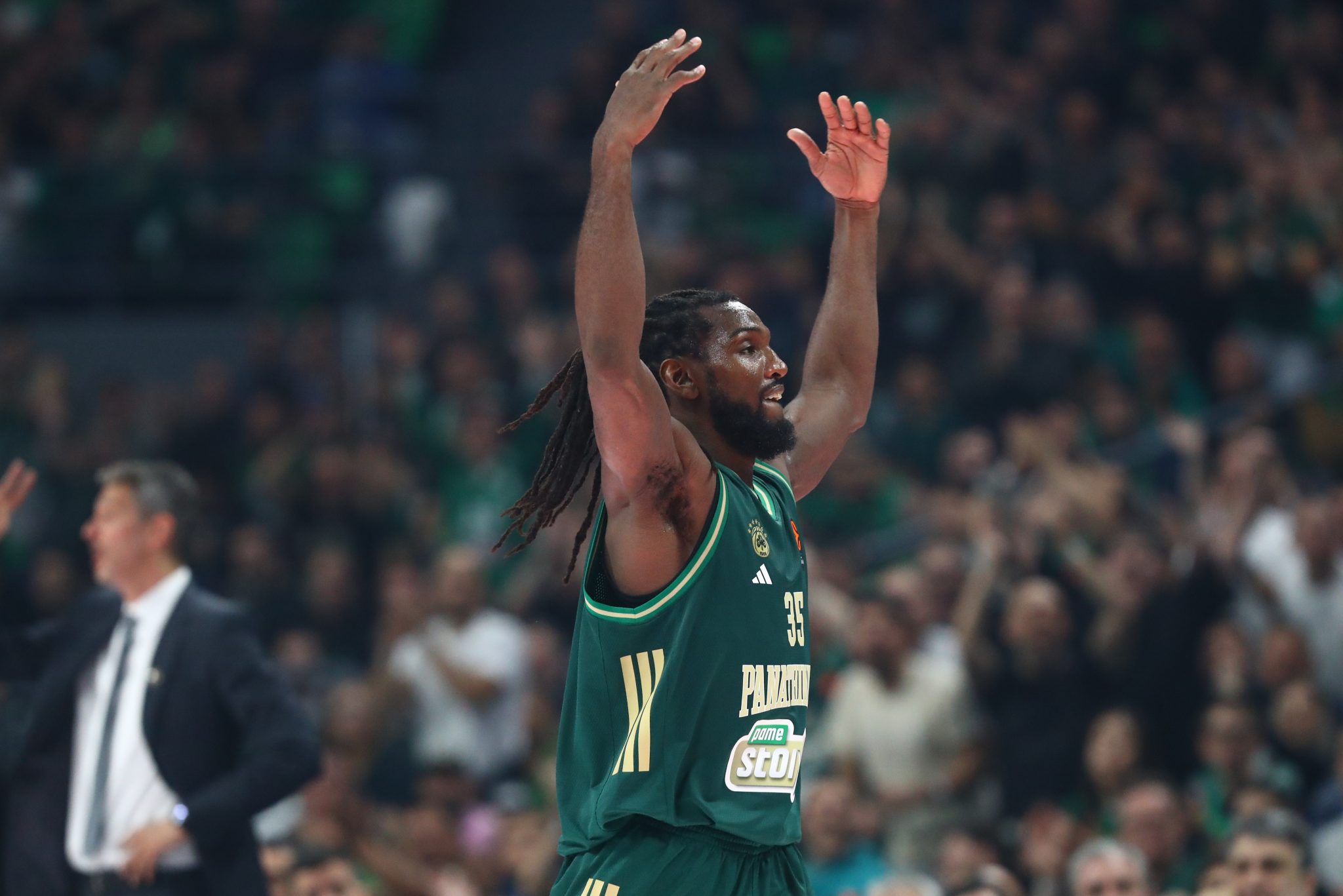 Φαρίντ: «Ένιωσα σαν να ήμουν στον Παναθηναϊκό όλα τα χρόνια της ευρωπαϊκής μου καριέρας» (pic)