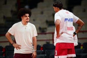 «Φουντώνουν» τα σενάρια για Χίφι μετά τον Ολυμπιακό: Τα δεδομένα για τον Γάλλο, η Παρί και οι λεπτομέρειες του συμβολαίου του (vids)