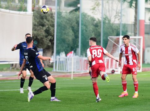 Ολυμπιακός Β’ – Ελλάς Σύρου 2-2: Σούπερ Πνευμονίδης στη ματσάρα του Ρέντη