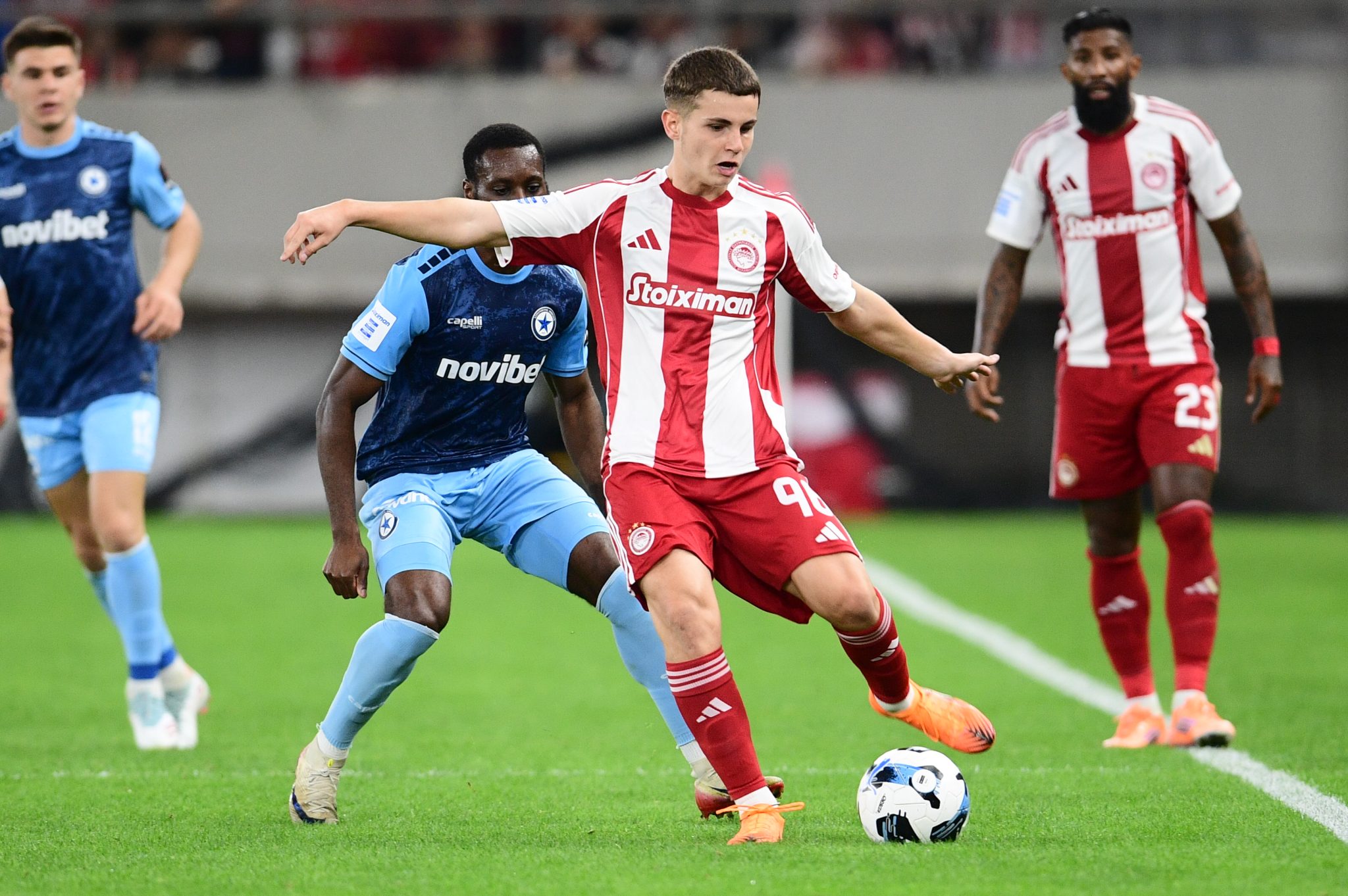 «Η Μίλαν τσεκάρει την περίπτωση του Μουζακίτη»