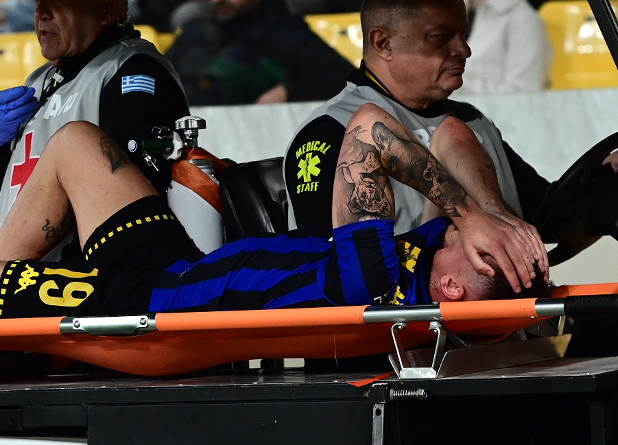 ΑΕΚ – Άρης: Σοκαριστικός τραυματισμός για Αλφαρέλα – Η πρώτη διάγνωση (vid)