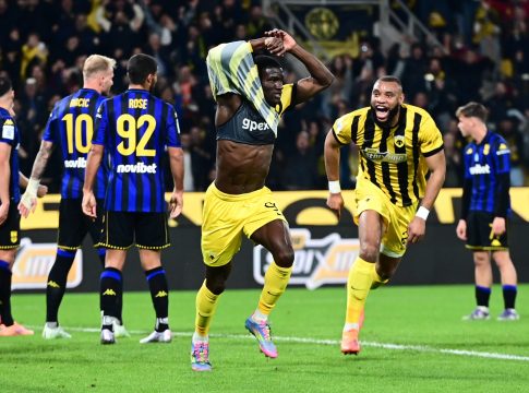 Η παρακάμερα της ΑΕΚ με την αποθέωση του Χιμένεθ και τη λύτρωση στο γκολ του Ζίνι (vids)