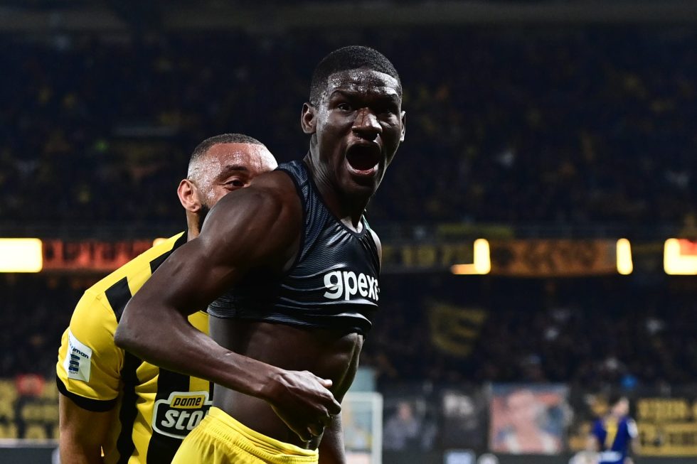 Επέστρεψε στην ευρωπαϊκή λίστα της ΑΕΚ ο Ζίνι και είναι διαθέσιμος για Φιορεντίνα