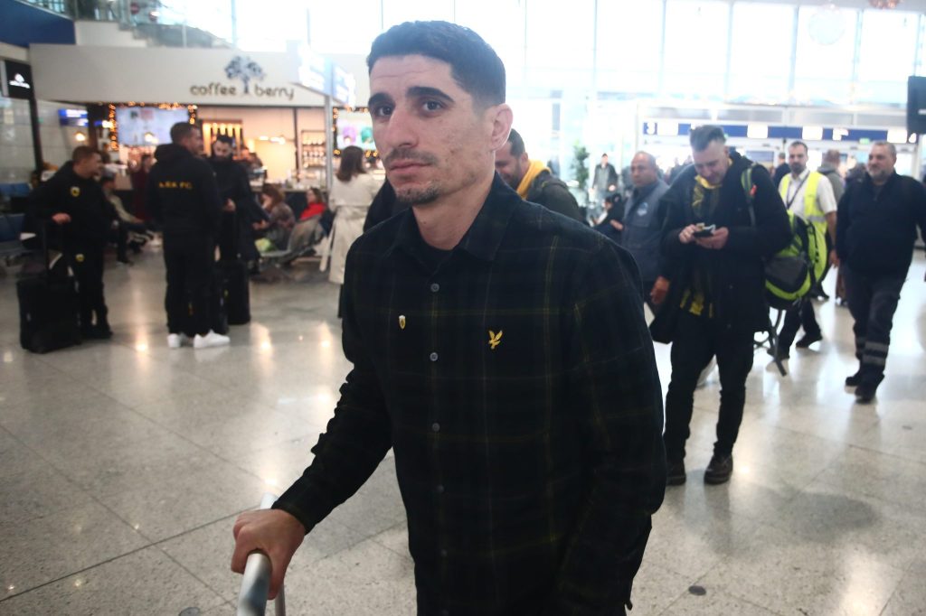 «Πέταξε» για Φλωρεντία η αποστολή της ΑΕΚ (pics)