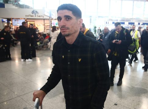 «Πέταξε» για Φλωρεντία η αποστολή της ΑΕΚ (pics)