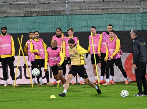 Η προπόνηση της ΑΕΚ στο «Αρτέμιο Φράνκι» (pics)