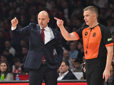 Ομπράντοβιτς: «Ήταν όλοι συγκεντρωμένοι – Δεν τα παρατήσαμε»