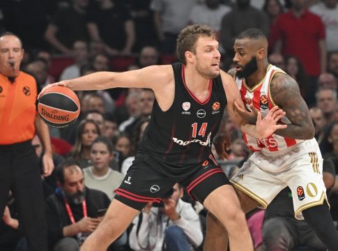 Βεζένκοφ: «Είναι πραγματικά κρίμα γιατί ελέγχαμε το ματς – Ο καλύτερος σέντερ στη Euroleague ο Μιλουτίνοφ»