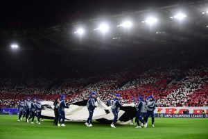 «Τρέλανε» όλη την Ευρώπη με το εντυπωσιακό του κορεό ο κόσμος του Ολυμπιακού – Φοβερή ατμόσφαιρα στο «Γ. Καραϊσκάκης» (pics+vid)