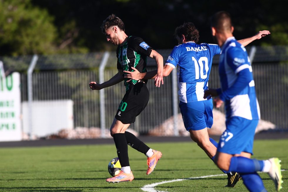 Απίστευτο περιστατικό στο Αιγάλεω: Ο πρόεδρος της ομάδας χαστούκισε τον τερματοφύλακα που «απάντησε» με μήνυση – Η θέση του ΠΣΑΠΠ