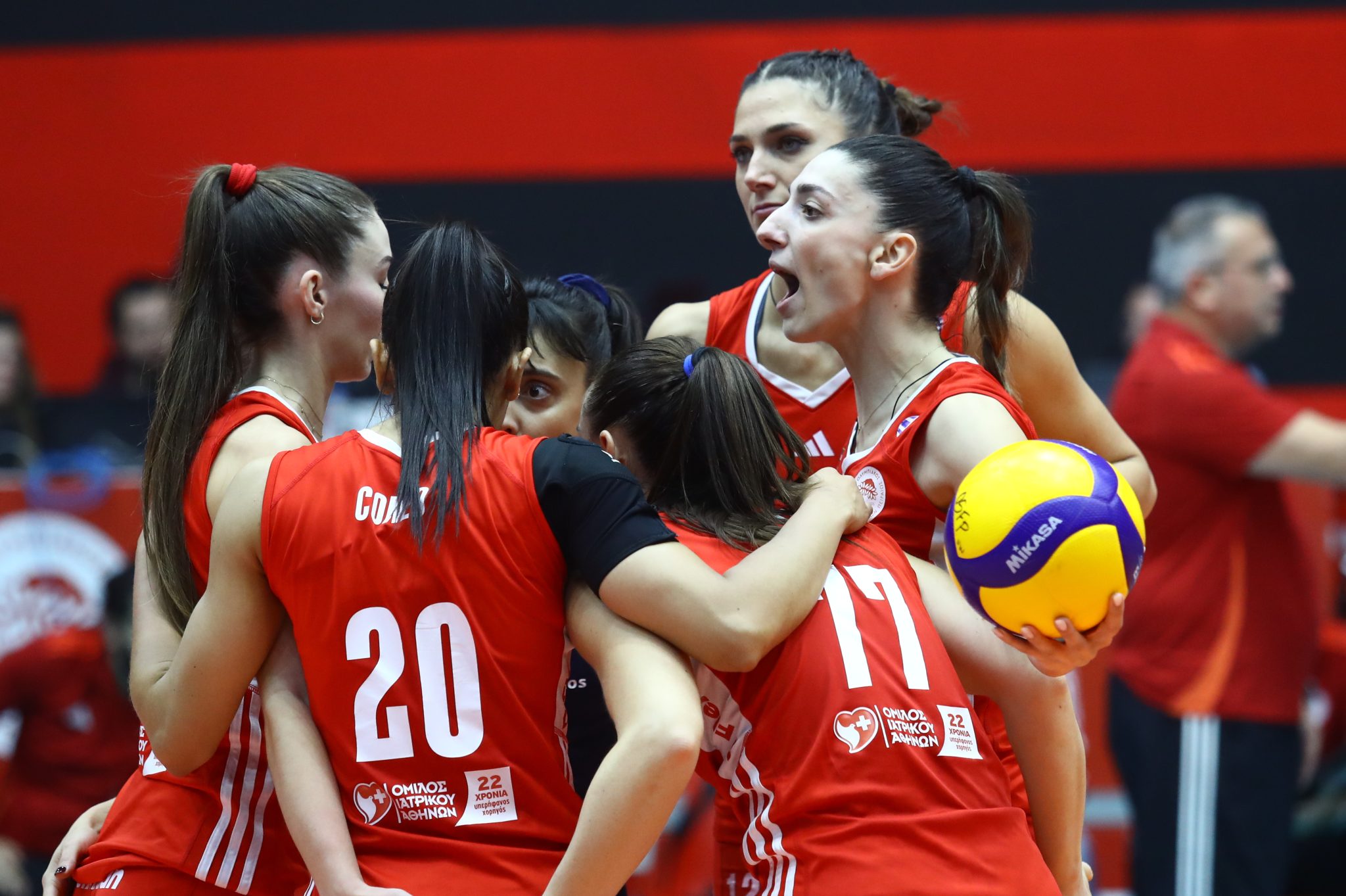 Ολυμπιακός – ΑΕΚ 3-1: Πήραν τη νίκη με ανατροπή οι «ερυθρόλευκες»