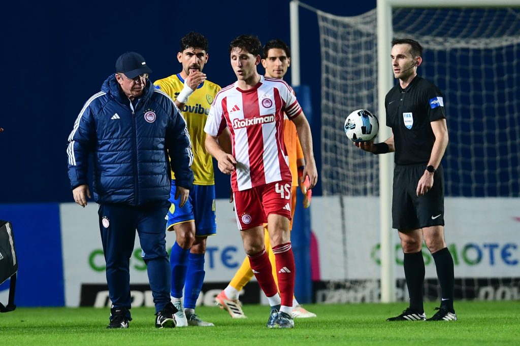 Ανησυχία για Ρέτσο: Αποχώρησε τραυματίας