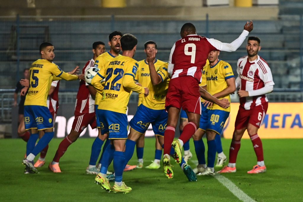 Το κόρνερ του Γιαζίτσι και η κεφαλιά του Ελ Κααμπί έδωσαν τη νίκη στον Ολυμπιακό (vid)