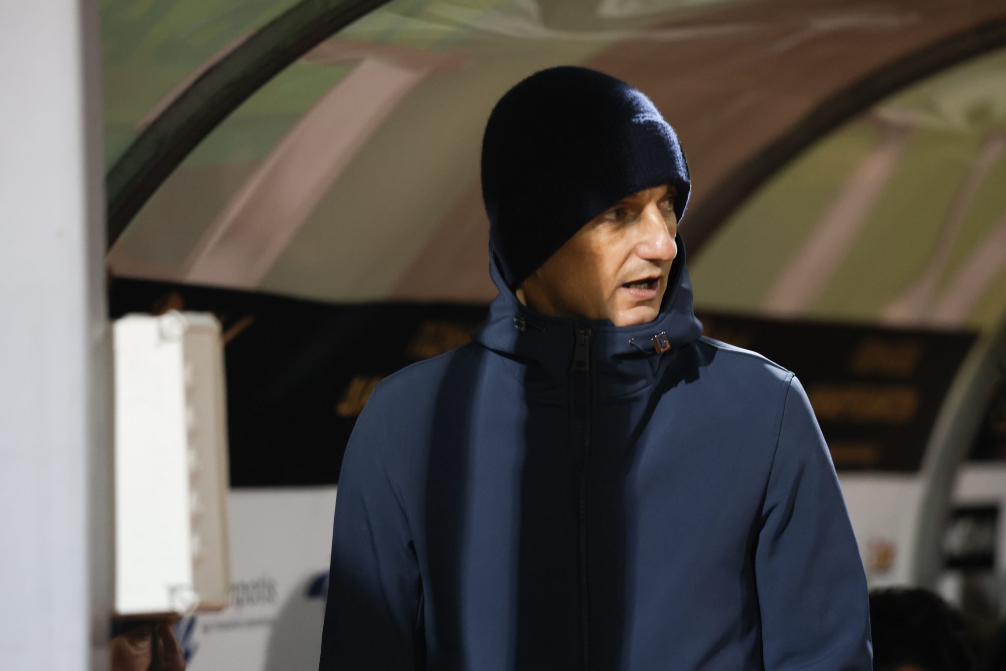 Γραφικότητες Λουτσέσκου: Την… έπεσε στον Σιδηρόπουλο για τις ομάδες της Αθήνας