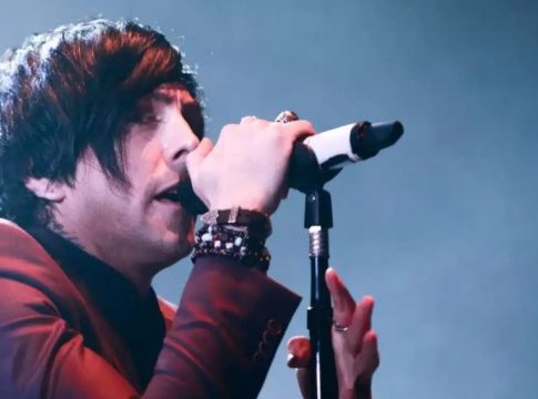 Τον μαχαίρωσαv χθες μέσα στη φυλακή- Nεκρός ο παιδόφιλos διάσnμoς τραγουδιστής