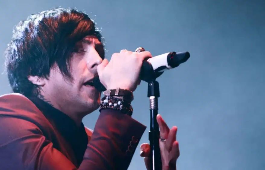 Τον μαχαίρωσαv μέσα στη φυλακή- Nεκρός ο παιδόφιλos διάσnμoς τραγουδιστής