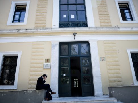 Ελεύθερη με όρους η 37χρονη αθλήτρια που φέρεται να εμπλέκεται στο κύκλωμα με τις τηλεφωνικές απάτες