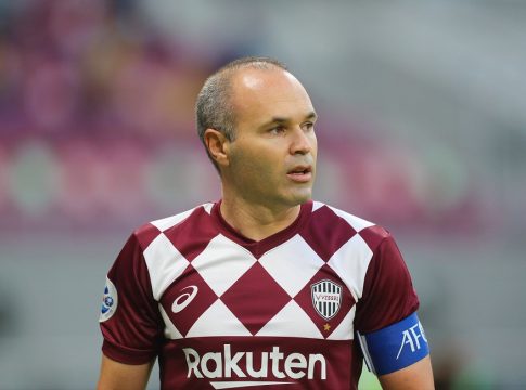 Σε μπελάδες ο Ινιέστα: Ερευνάται στο Περού για «σοβαρή απάτη»