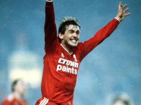 Κένι Νταλγκλίς: Ο μεγαλύτερος παίκτης της Λίβερπουλ μέσα από τα μάτια ενός σκηνοθέτη-οπαδού