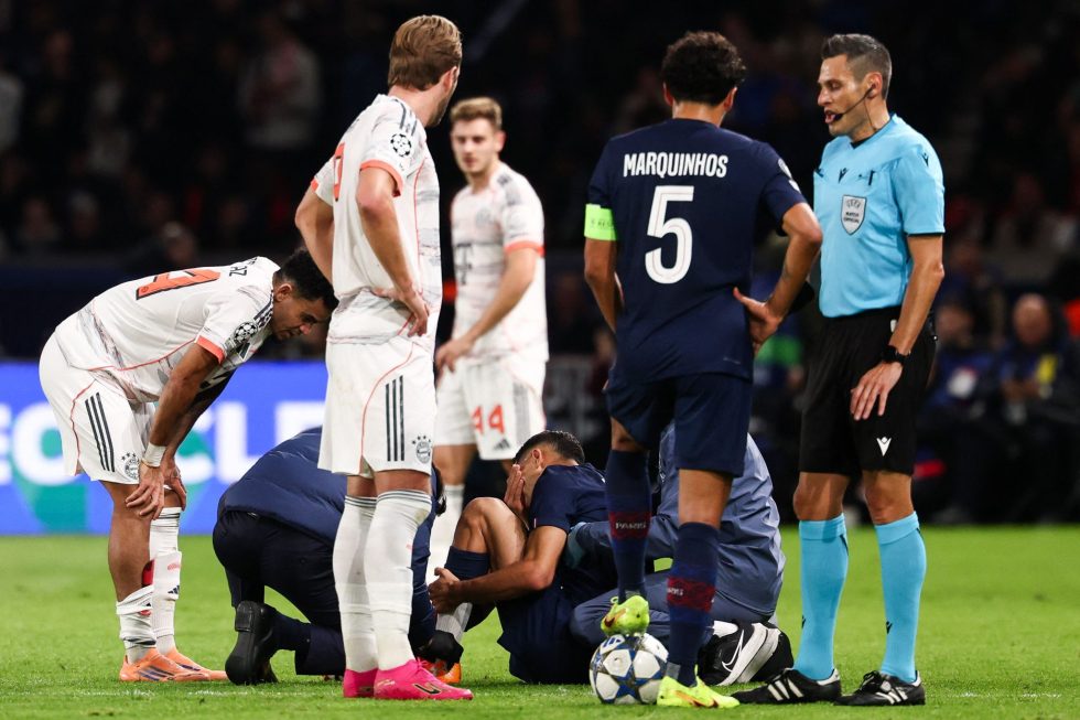 Ο Ντίαζ έβαλε δύο γκολ στην Παρί, αλλά αποβλήθηκε για πολύ σκληρό μαρκάρισμα στον Χακίμι που αποχώρησε κλαίγοντας (vids)