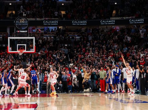 Σικάγο Μπουλς – Φιλαδέλφεια 76ερς 113-111: «Μυθική» ανατροπή με buzzer beater Βούτσεβιτς (vids)