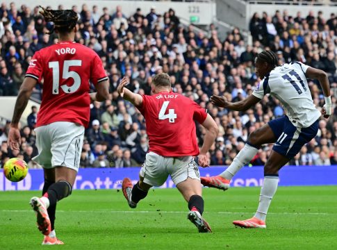 Τότεναμ – Μάντσεστερ Γιουνάιτεντ 2-2: Και στο τέλος δεν χάρηκε κανείς…