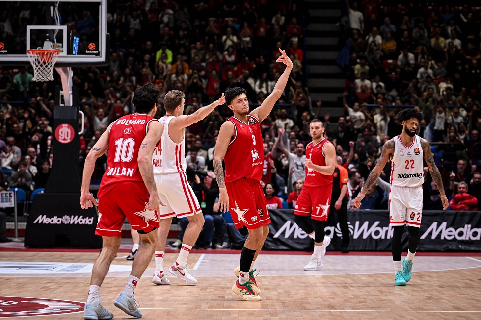 Ο «μπομπέρ» Κουίν Έλις «σκότωσε» τον Ολυμπιακό – Ποιος είναι ο Άγγλος που «ανακάλυψε» ο Μεσίνα (vids)