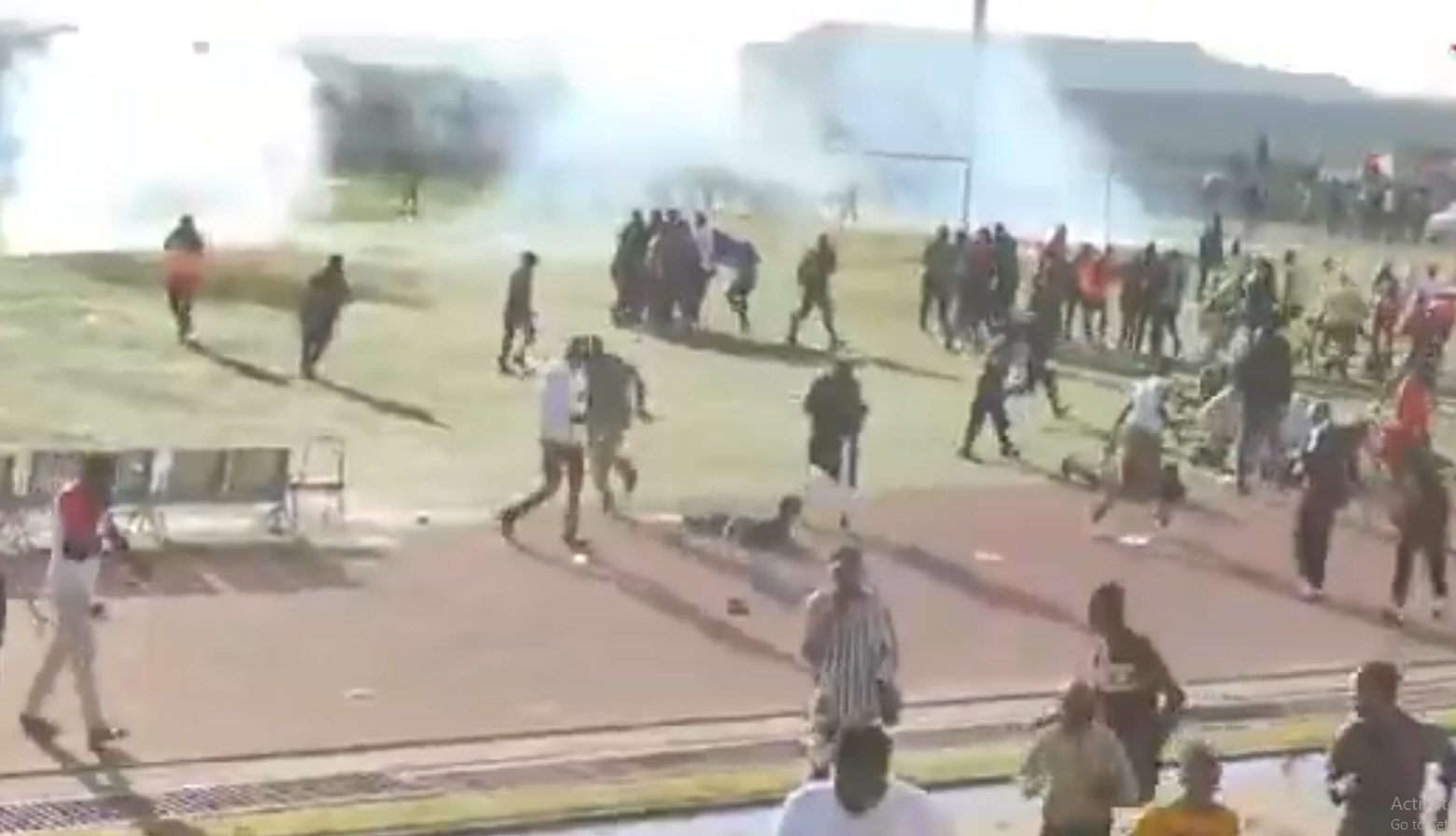 Κονγκό: Τρομερά επεισόδια στο ντέρμπι Σίμπα – Μαζέμπε (vids)