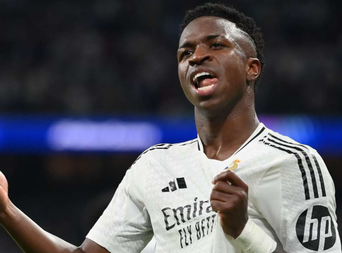 Η Παρί θέλει να αποκτήσει τον Βινίσιους ως ελεύθερο