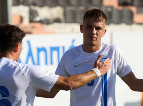 Τρομερός Μύθου, χατ-τρικ στο ημίχρονο της Εθνικής Νέων